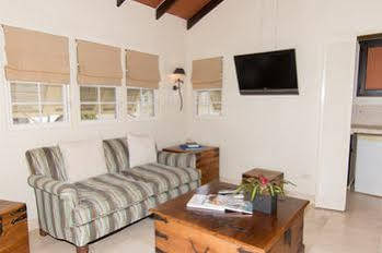 Treasure Beach By Elegant Hotels - All-Inclusive, Adults-Only Paynes Bay Exterior photo
